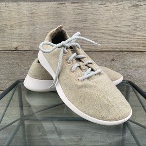 Allbirds Wool Runners Sneakers Tan Beige Lace Up Low Top Womens Sz 9